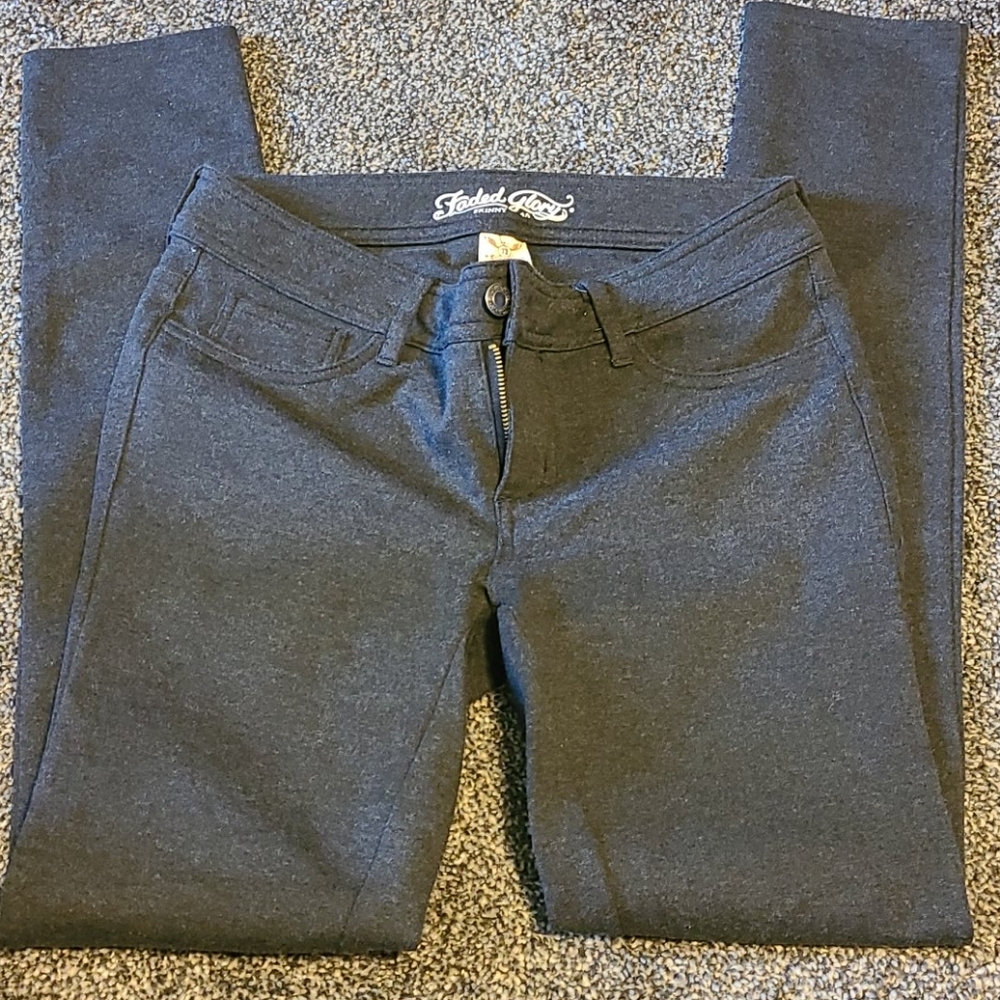 Never worn...size 4 Average length